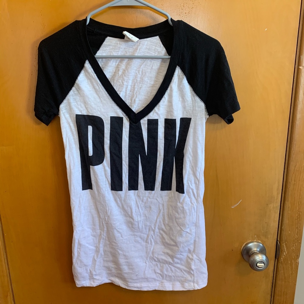Victoria’s Secret Pink Tshirt